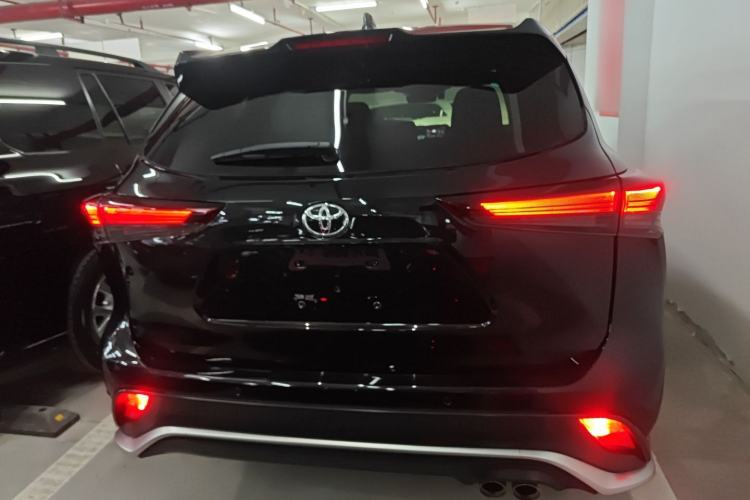 Used Toyota Crown Kluger 2024 2.5L HEV Four-Wheel Drive Premium Edition Exterior 4