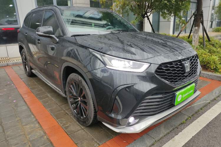 Used Toyota Crown Kluger 2024 2.0T All-Wheel Drive Enjoyment Version Front Right 45 Deg
