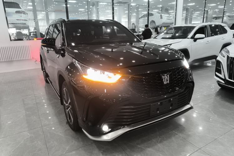 Used Toyota Crown Kluger 2024 2.5L HEV Four-Wheel Drive Luxury Edition Front Right 45 Deg