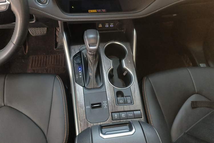 Used Toyota Crown Kluger 2024 2.5L HEV Four-Wheel Drive Premium Edition Gear Lever