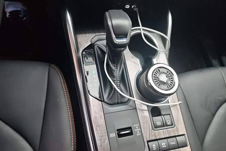 Used Toyota Crown Kluger 2024 2.5L HEV Four-Wheel Drive Premium Edition Gear Lever