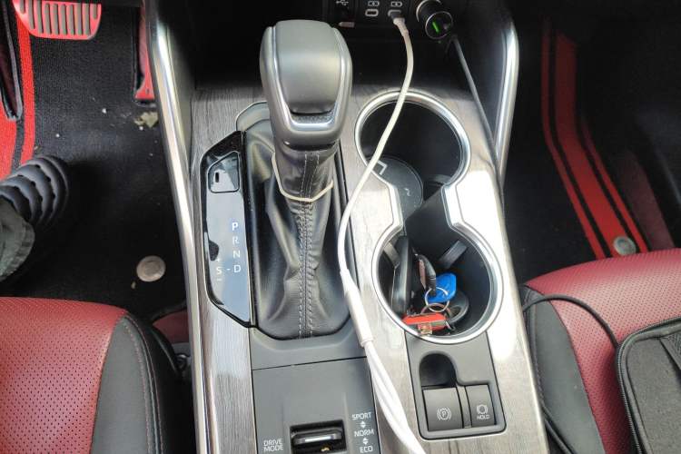 Used Toyota Crown Kluger 2024 2.5L HEV Four-Wheel Drive Flagship Edition Gear Lever
