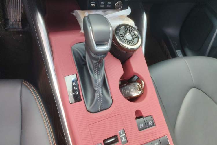 Used Toyota Crown Kluger 2024 2.5L HEV Four-Wheel Drive Premium Edition Gear Lever