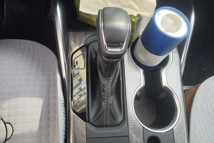 Used Toyota Crown Kluger 2024 2.5L HEV Four-Wheel Drive Premium Edition Gear Lever