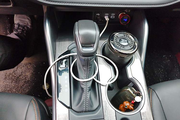 Used Toyota Crown Kluger 2024 2.5L HEV Four-Wheel Drive Premium Edition Gear Lever
