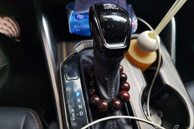 Used Toyota Crown Kluger 2024 2.5L HEV Four-Wheel Drive Luxury Edition Gear Lever