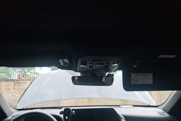 Used Toyota Crown Kluger 2024 2.5L HEV Four-Wheel Drive Premium Edition Headliner