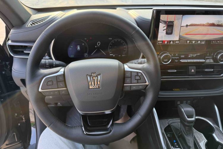 Used Toyota Crown Kluger 2024 2.5L HEV Four-Wheel Drive Premium Edition Interior 1