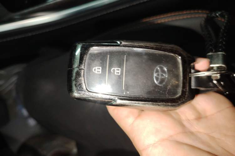 Used Toyota Crown Kluger 2024 2.5L HEV Two-Wheel Drive Luxury Edition Interior 1