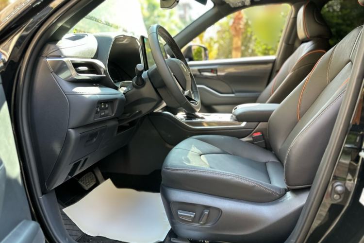 Used Toyota Crown Kluger 2024 2.5L HEV Four-Wheel Drive Premium Edition Interior 10