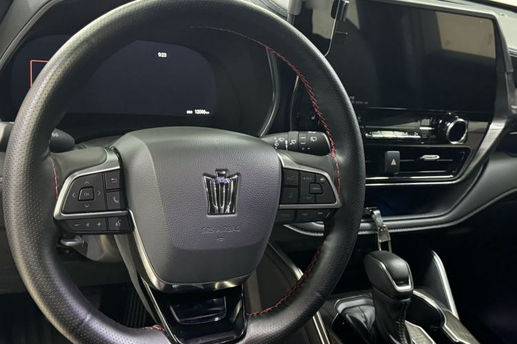 Used Toyota Crown Kluger 2024 2.5L HEV Four-Wheel Drive Premium Edition Interior 2