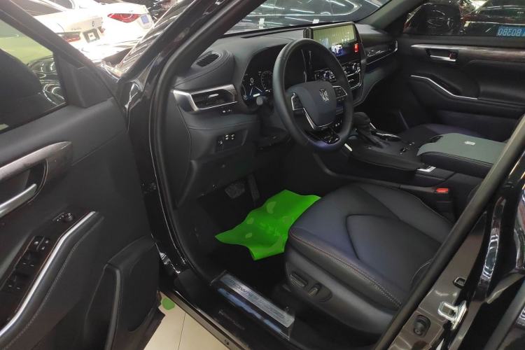Used Toyota Crown Kluger 2024 2.5L HEV Four-Wheel Drive Luxury Edition Interior 3