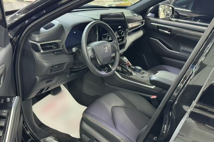 Used Toyota Crown Kluger 2024 2.5L HEV Four-Wheel Drive Luxury Edition Interior 3