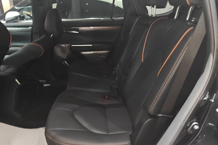 Used Toyota Crown Kluger 2024 2.5L HEV Four-Wheel Drive Premium Edition Interior 3
