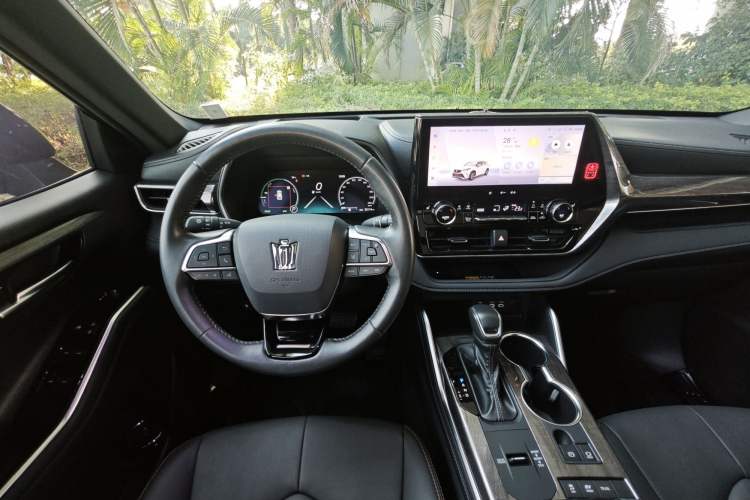 Used Toyota Crown Kluger 2024 2.5L HEV Four-Wheel Drive Premium Edition Interior 8