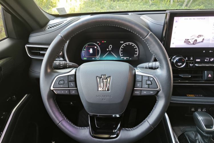 Used Toyota Crown Kluger 2024 2.5L HEV Four-Wheel Drive Premium Edition Interior 9