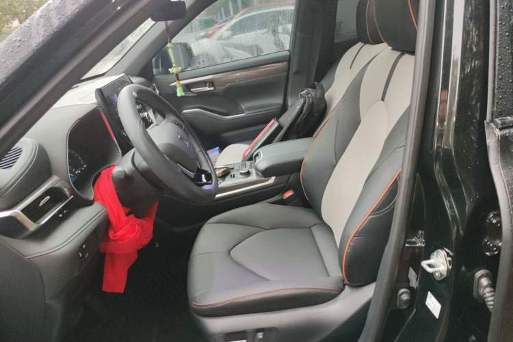Used Toyota Crown Kluger 2024 2.0T All-Wheel Drive Enjoyment Version Left Front Seat