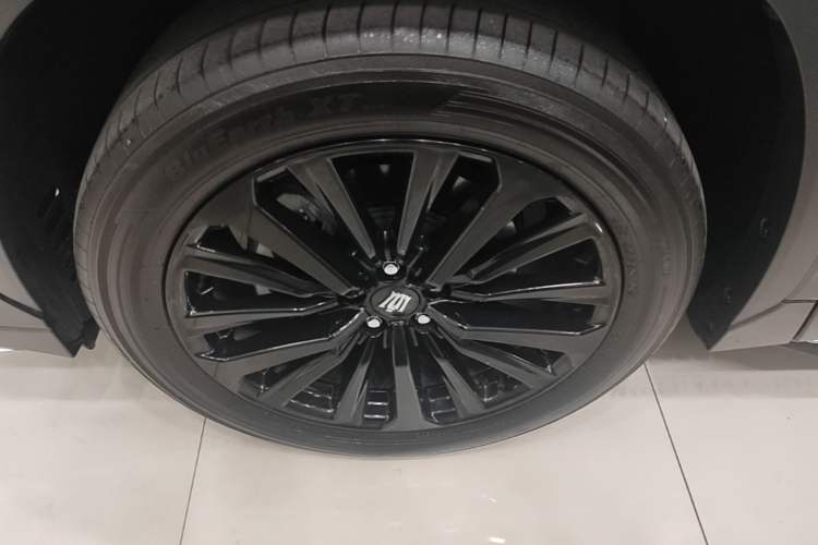 Used Toyota Crown Kluger 2024 2.0T All-Wheel-Drive Prestige Version Left Front Wheel Hub