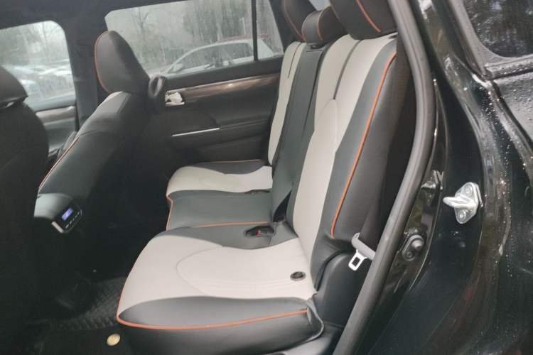 Used Toyota Crown Kluger 2024 2.0T All-Wheel Drive Enjoyment Version Left Rear Seat