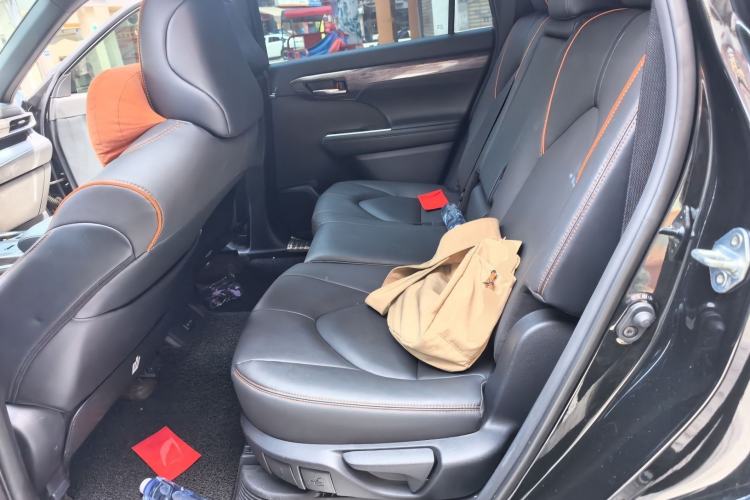 Used Toyota Crown Kluger 2024 2.5L HEV Four-Wheel Drive Premium Edition Left Rear Seat