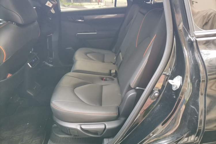 Used Toyota Crown Kluger 2024 2.5L HEV Four-Wheel Drive Premium Edition Left Rear Seat