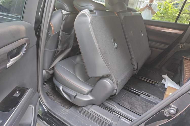 Used Toyota Crown Kluger 2024 2.5L HEV Four-Wheel Drive Luxury Edition Left Rear Seat
