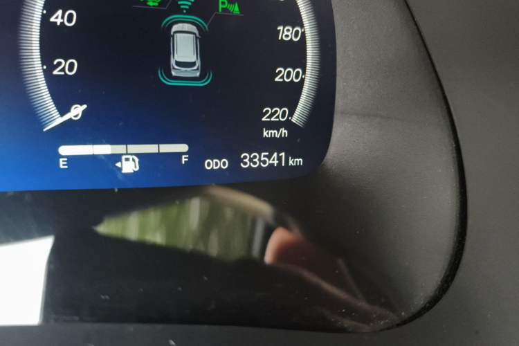 Used Toyota Crown Kluger 2024 2.5L HEV Four-Wheel Drive Premium Edition Odometer Close Up