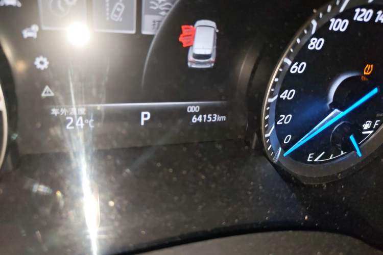 Used Toyota Crown Kluger 2024 2.5L HEV Four-Wheel Drive Luxury Edition Odometer Close Up