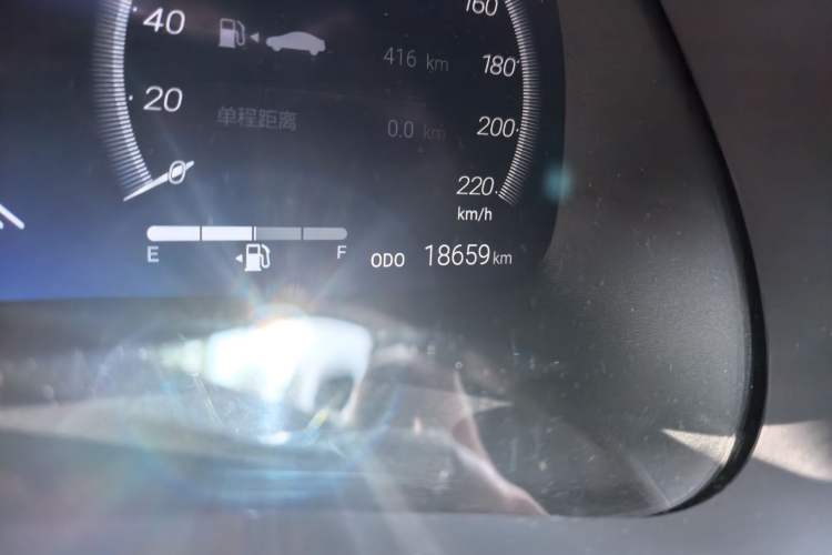 Used Toyota Crown Kluger 2024 2.5L HEV Four-Wheel Drive Premium Edition Odometer Close Up
