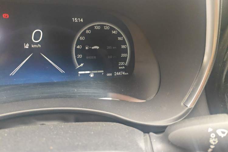 Used Toyota Crown Kluger 2024 2.5L HEV Four-Wheel Drive Premium Edition Odometer Close Up