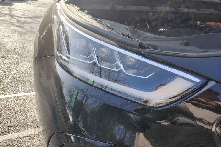 Used Toyota Crown Kluger 2024 2.5L HEV Four-Wheel Drive Luxury Edition Right Front Headlight