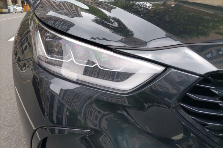 Used Toyota Crown Kluger 2024 2.5L HEV Four-Wheel Drive Premium Edition Right Front Headlight