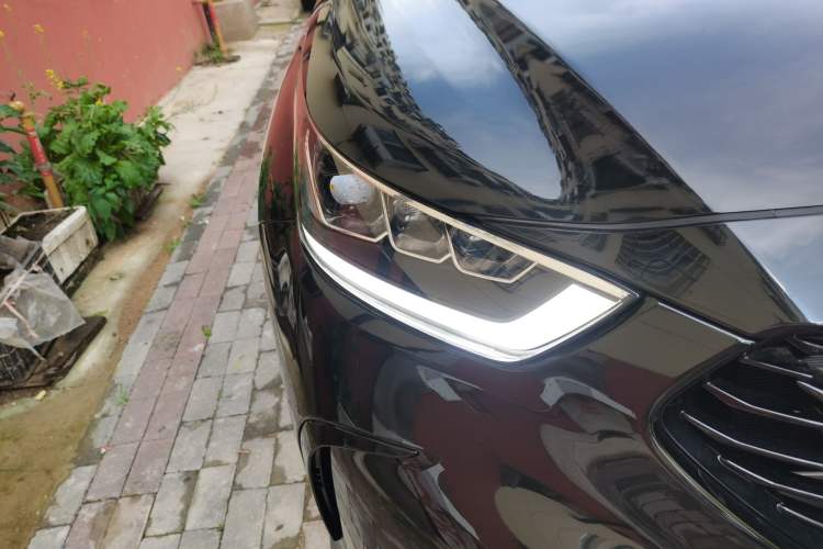 Used Toyota Crown Kluger 2024 2.5L HEV Four-Wheel Drive Flagship Edition Right Front Headlight
