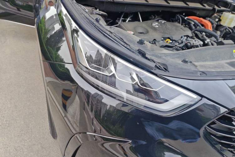 Used Toyota Crown Kluger 2024 2.5L HEV Four-Wheel Drive Premium Edition Right Front Headlight