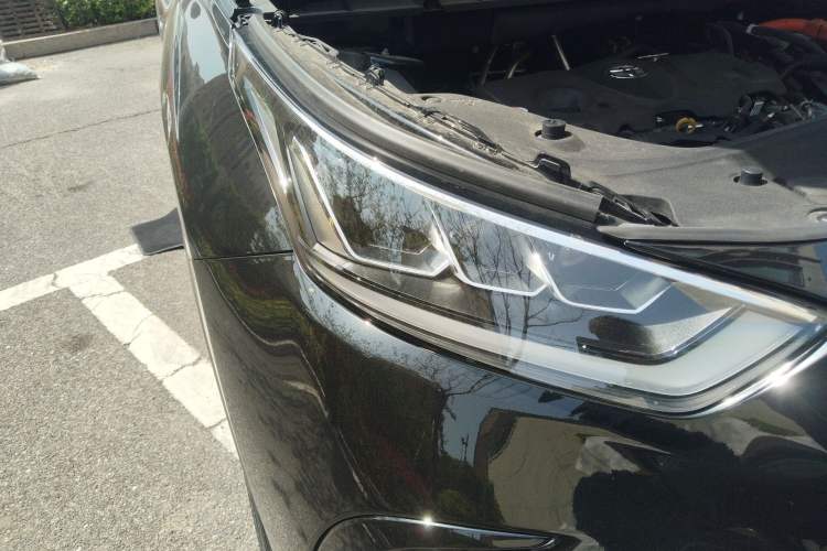 Used Toyota Crown Kluger 2024 2.5L HEV Four-Wheel Drive Premium Edition Right Front Headlight