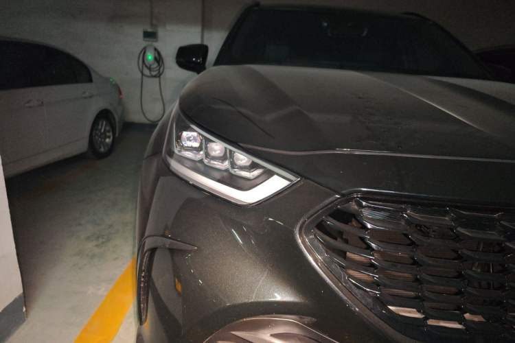 Used Toyota Crown Kluger 2024 2.5L HEV Four-Wheel Drive Premium Edition Right Front Headlight