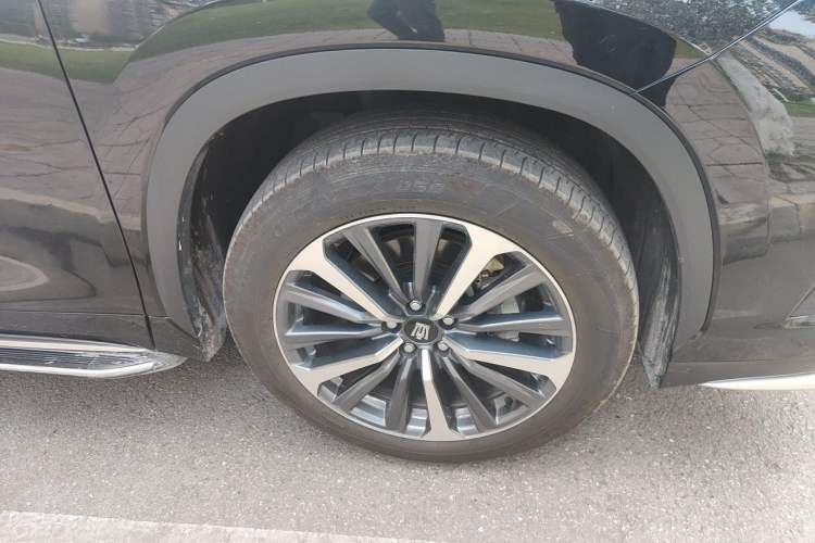 Used Toyota Crown Kluger 2024 2.5L HEV Four-Wheel Drive Premium Edition Right Front Wheel Hub
