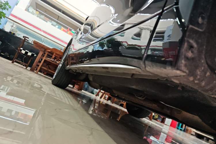 Used Toyota Crown Kluger 2024 2.5L HEV Four-Wheel Drive Luxury Edition Right Side Sill