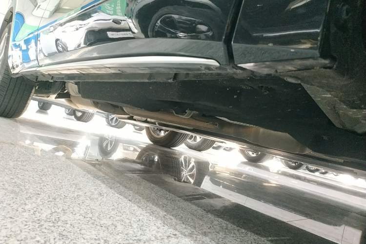 Used Toyota Crown Kluger 2024 2.5L HEV Four-Wheel Drive Premium Edition Right Side Sill