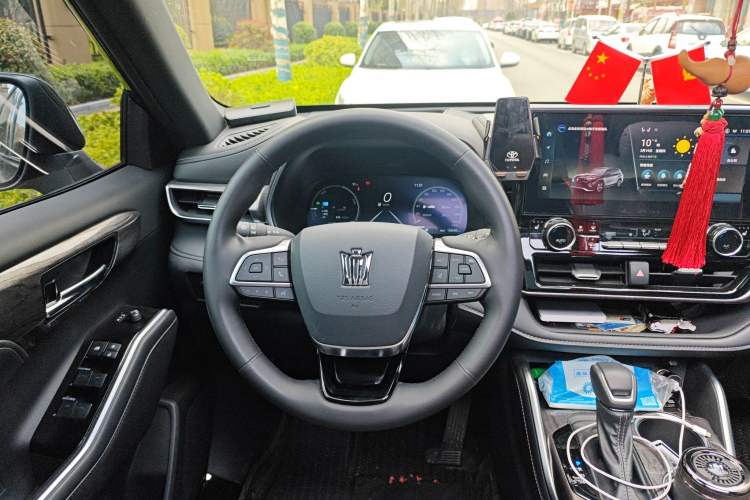 Used Toyota Crown Kluger 2024 2.5L HEV Four-Wheel Drive Premium Edition Steering Wheel