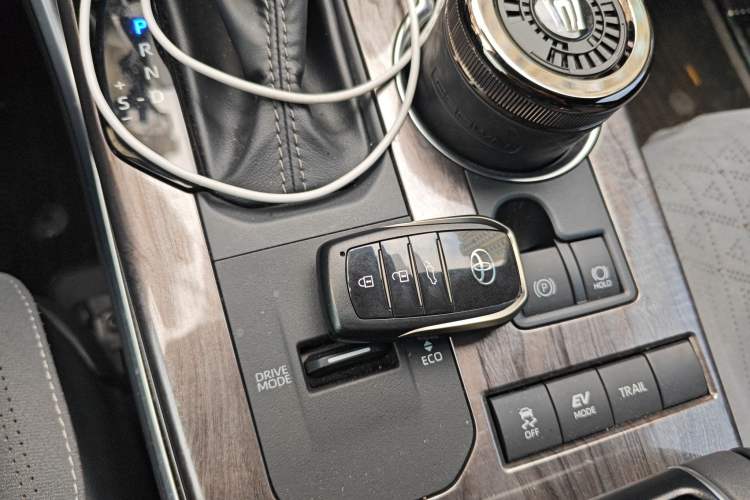 Used Toyota Crown Kluger 2024 2.5L HEV Four-Wheel Drive Premium Edition Vehicle Key