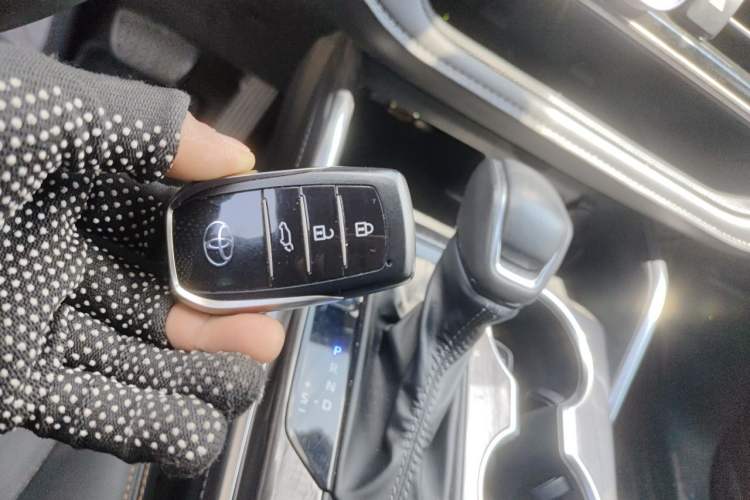Used Toyota Crown Kluger 2024 2.5L HEV Four-Wheel Drive Premium Edition Vehicle Key
