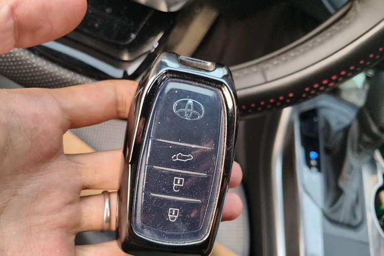 Used Toyota Crown Kluger 2024 2.5L HEV Four-Wheel Drive Premium Edition Vehicle Key