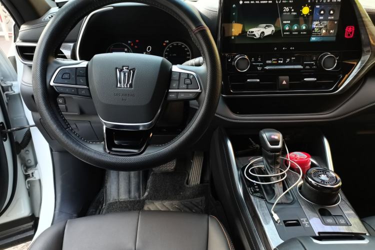 Used Toyota Crown Kluger 2024 2.5L HEV Four-Wheel Drive Premium Edition Center Console