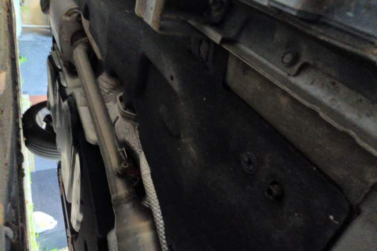 Used Toyota Crown Kluger 2024 2.5L HEV Four-Wheel Drive Premium Edition Chassis Front Right