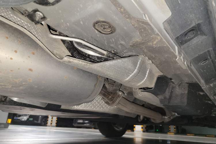 Used Toyota Crown Kluger 2024 2.5L HEV Four-Wheel Drive Premium Edition Chassis Rear Right