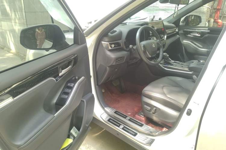 Used Toyota Crown Kluger 2024 2.5L HEV Four-Wheel Drive Luxury Edition Driver Seat