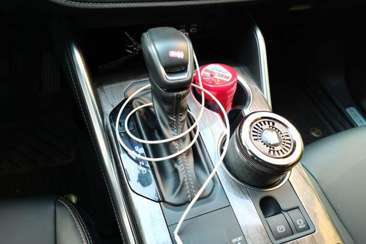 Used Toyota Crown Kluger 2024 2.5L HEV Four-Wheel Drive Premium Edition Gear Lever