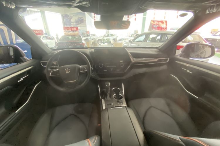Used Toyota Crown Kluger 2024 2.5L HEV Four-Wheel Drive Premium Edition Interior 1