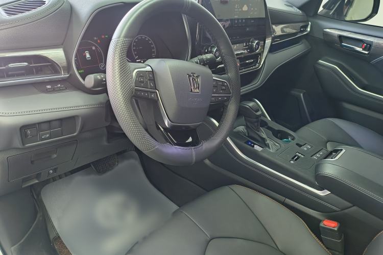 Used Toyota Crown Kluger 2024 2.5L HEV Four-Wheel Drive Premium Edition Interior 2